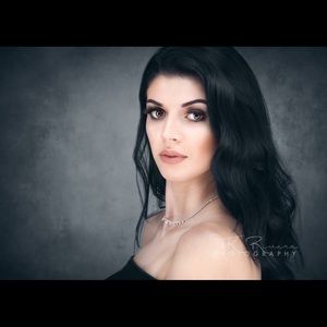 Meet your Posher, Miranda